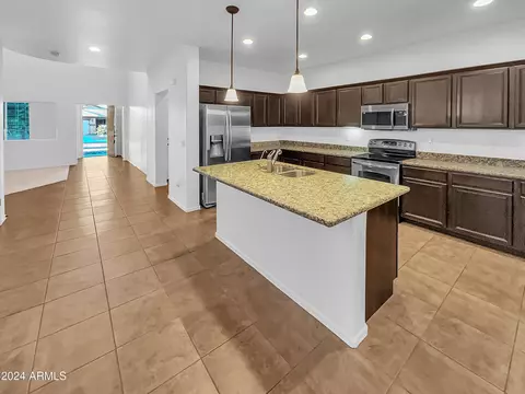 2199 E Gillcrest Rd, Gilbert, AZ 85298 photo 33