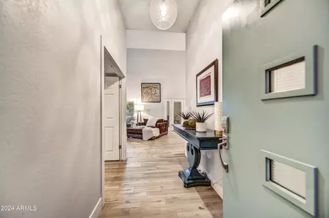 2569 E Georgia Ave, Phoenix, AZ 85016 photo 5