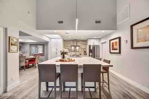 2569 E Georgia Ave, Phoenix, AZ 85016 photo 9