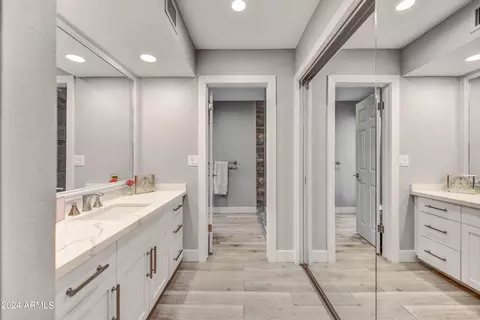 2569 E Georgia Ave, Phoenix, AZ 85016 photo 16