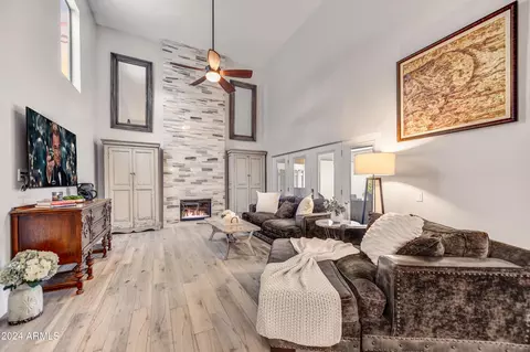 2569 E Georgia Ave, Phoenix, AZ 85016 photo 6