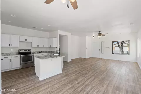 91 3rd Ave W, Buckeye, AZ 85326 photo 12