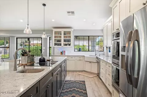 1142 E Grandview Rd, Phoenix, AZ 85022 photo 11