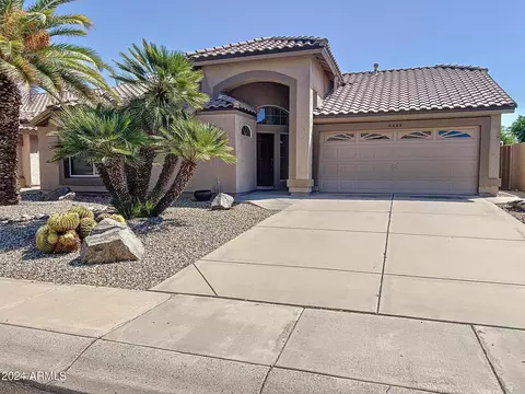 8443 W Rosemonte Dr W, Peoria, AZ 85382