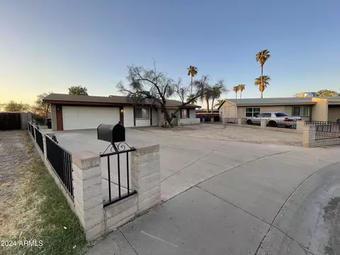 8232 W Montecito Ave, Phoenix, AZ 85033 photo 6