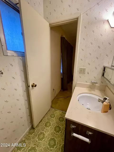 8232 W Montecito Ave, Phoenix, AZ 85033 photo 31