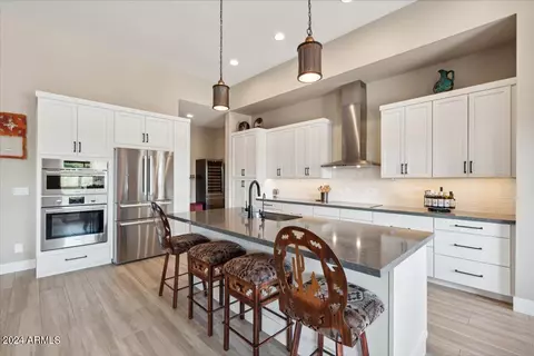 Kitchen - 4306 E Superstition Blvd, Apache Junction, AZ 85119 photo 4 of 5
