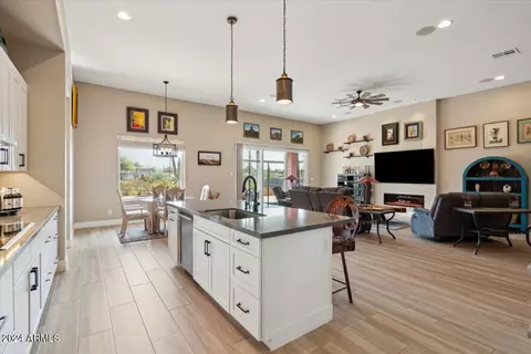 Kitchen - 4306 E Superstition Blvd, Apache Junction, AZ 85119 photo 1 of 5