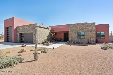 Exterior - 4306 E Superstition Blvd, Apache Junction, AZ 85119 photo 5 of 13