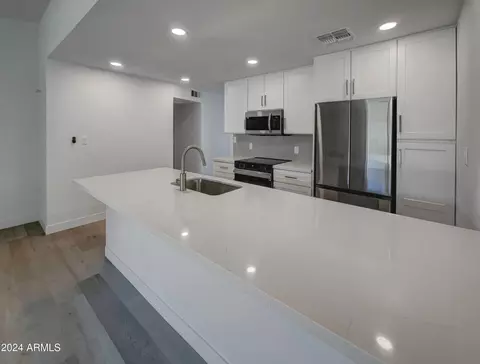 4515 E Arapahoe St, Phoenix, AZ 85044 photo 11