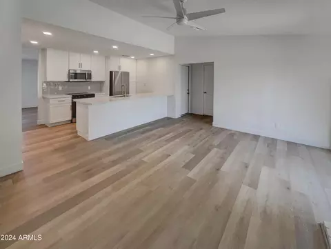 4515 E Arapahoe St, Phoenix, AZ 85044 photo 12