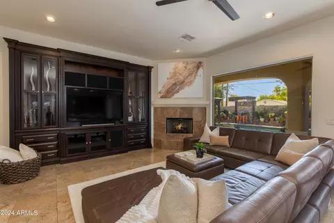 309 E Georgia Ave, Phoenix, AZ 85012 photo 13