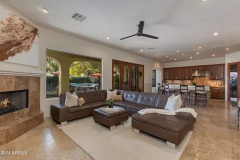 309 E Georgia Ave, Phoenix, AZ 85012 photo 14