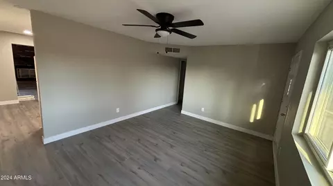946 E 7th Ave, Mesa, AZ 85204 photo 4