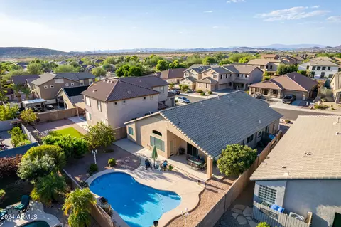 2225 W Peak View Rd, Phoenix, AZ 85085