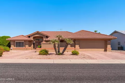13718 W Franciscan Dr, Sun City West, AZ 85375