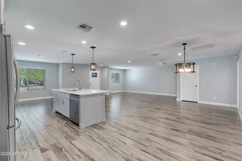 1307 W Elm St, Phoenix, AZ 85013 photo 10