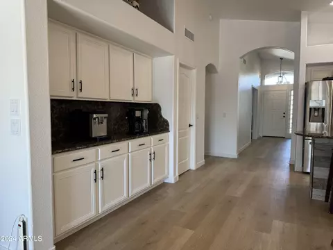 9413 E Osage Ave, Mesa, AZ 85212 photo 8