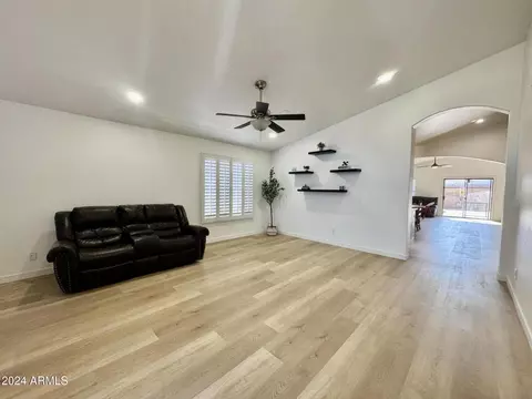 9413 E Osage Ave, Mesa, AZ 85212 photo 4