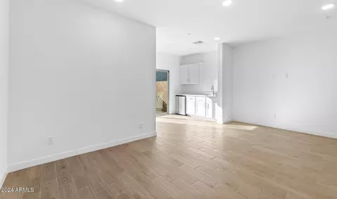2829 W White Feather Ln, Phoenix, AZ 85085 photo 8