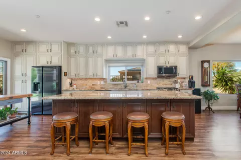 9247 E Broken Arrow Dr, Scottsdale, AZ 85262