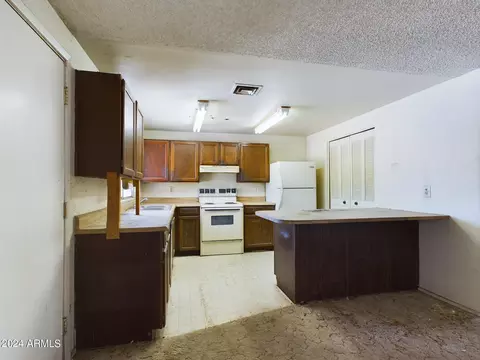 242 E Harvard Ave, Gilbert, AZ 85234 photo 7