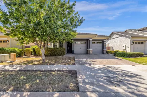 3055 E Austin Dr, Gilbert, AZ 85296