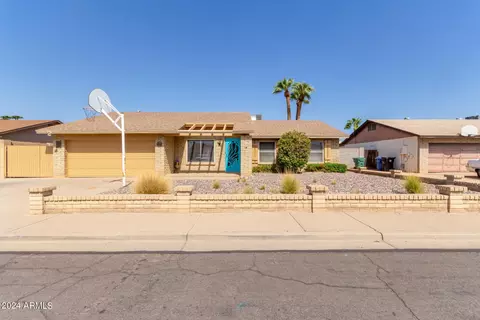 560 W Kiowa Ave, Mesa, AZ 85210