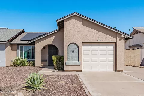 3052 W Potter Dr, Phoenix, AZ 85027