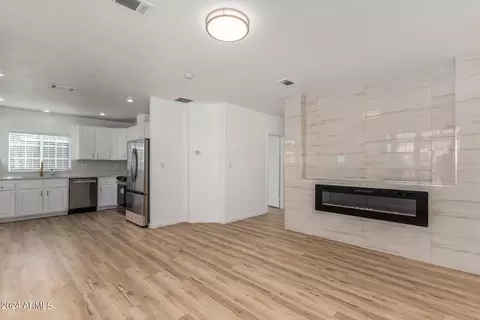 1633 E Villa Rita Dr, Phoenix, AZ 85022 photo 5