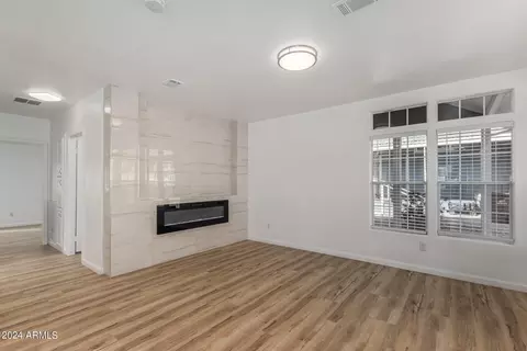 1633 E Villa Rita Dr, Phoenix, AZ 85022 photo 4