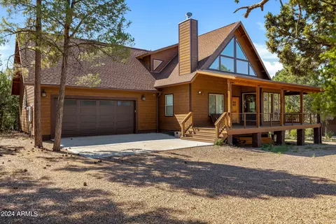3314 Lodgepole Dr, Overgaard, AZ 85933