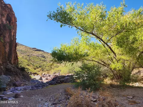 nnnn N Castle Hot Springs Road #-, Morristown, AZ 85342