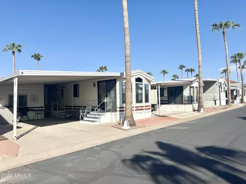 905 S Mineshaft Dr, Apache Junction, AZ 85119