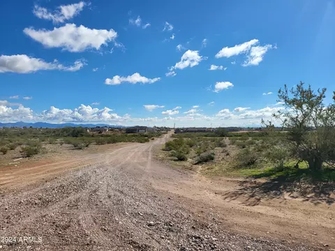 557 S 359th Parcel 4 Ave #4, Tonopah, AZ 85354