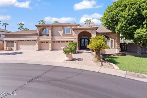 580 N Benson Ln, Chandler, AZ 85224