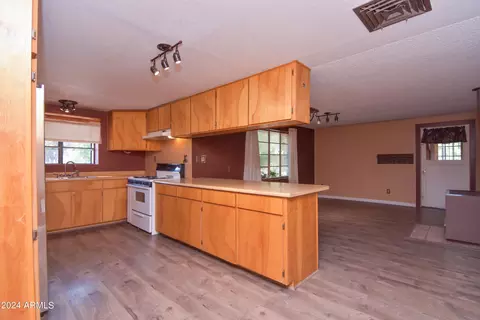 12380 E Stagecoach Rd, Mayer, AZ 86333 photo 14