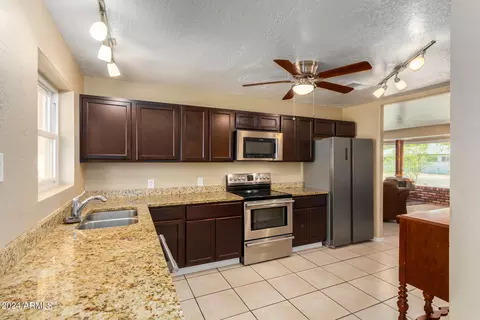 806 W Oregon Ave, Phoenix, AZ 85013 photo 5