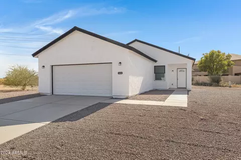16030 S Hilo Cir, Arizona City, AZ 85123