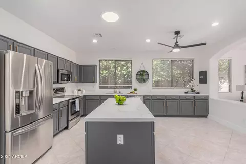 2123 E Torrey Pines Pl, Chandler, AZ 85249