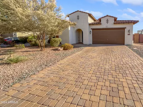 18479 W College Dr, Goodyear, AZ 85395