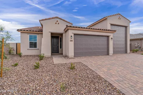 1194 E Crestridge Dr, Casa Grande, AZ 85122