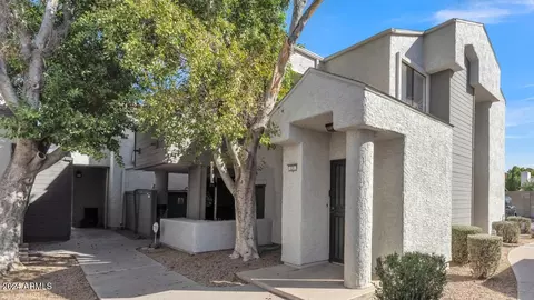 9427 N 59th Ave #231, Glendale, AZ 85302
