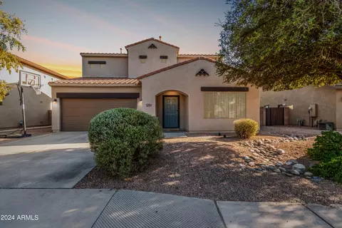 1251 E Parkview Dr, Gilbert, AZ 85295