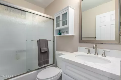2201 E Pinchot Ave #9, Phoenix, AZ 85016 photo 19