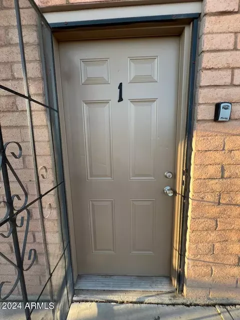 4006 W Hadley St, Phoenix, AZ 85009 photo 9