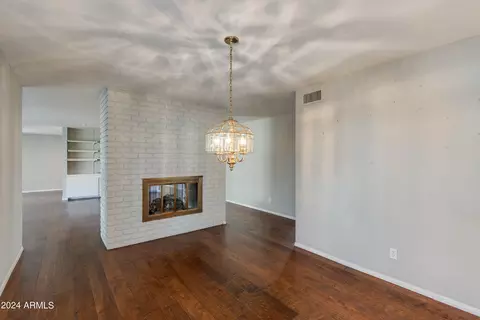 4924 E Mulberry Dr, Phoenix, AZ 85018 photo 11