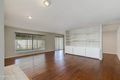 4924 E Mulberry Dr, Phoenix, AZ 85018 photo 7