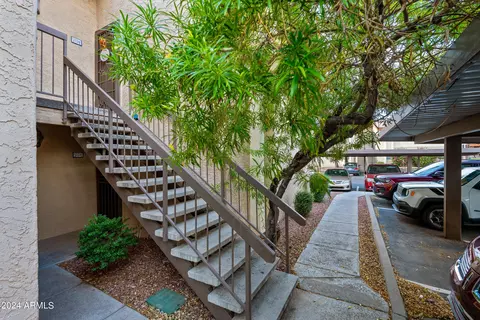 10410 N Cave Creek Rd #2224, Phoenix, AZ 85020