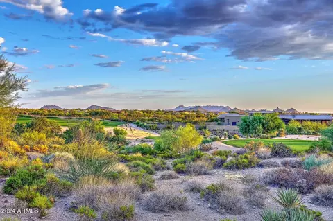 9879 E Broken Spur Dr, Scottsdale, AZ 85262